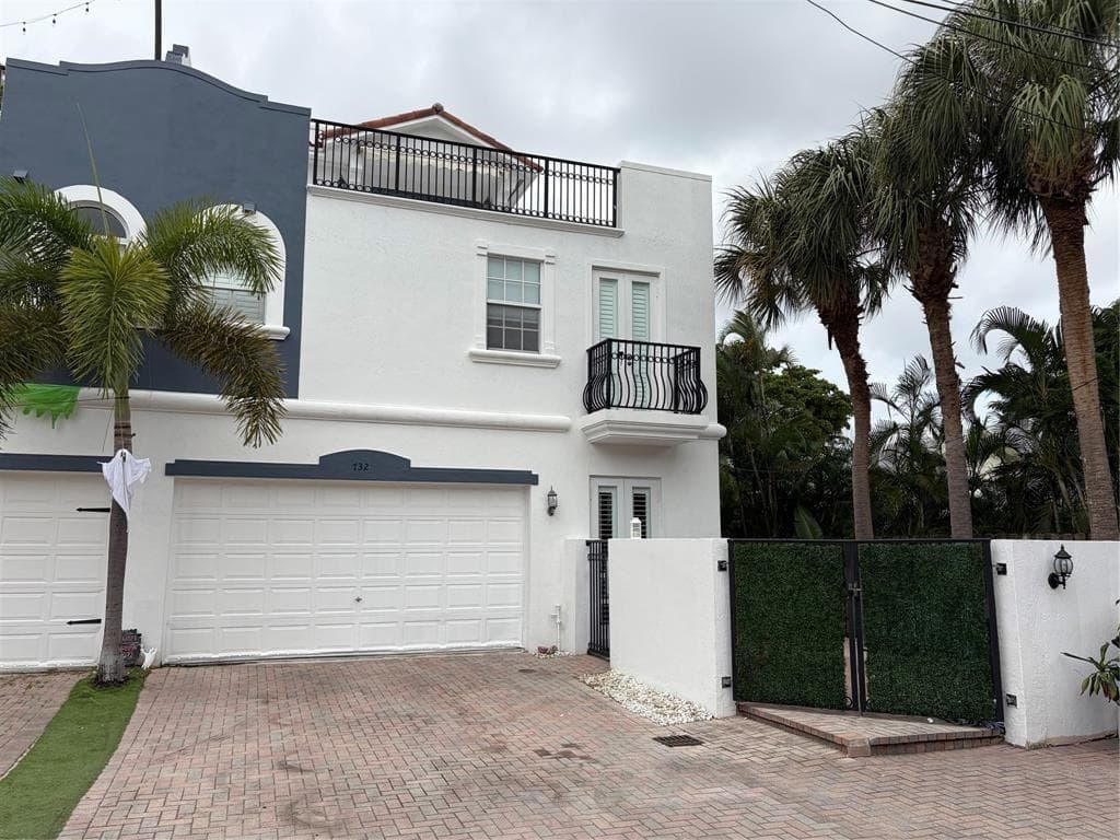 732 NE 15th Avenue, Fort Lauderdale, FL 33304 photo 4
