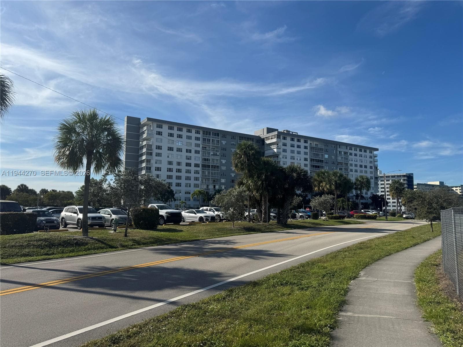 3800 Hillcrest Dr # 1222, Hollywood, FL 33021 photo 2