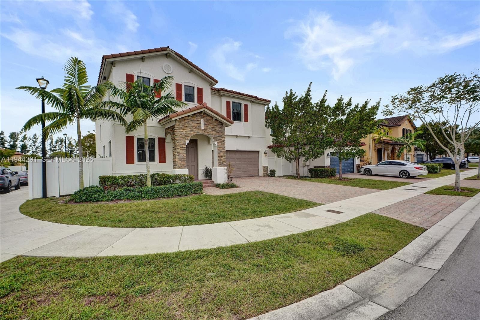 3504 W 94th St, Hialeah, FL 33018 photo 2
