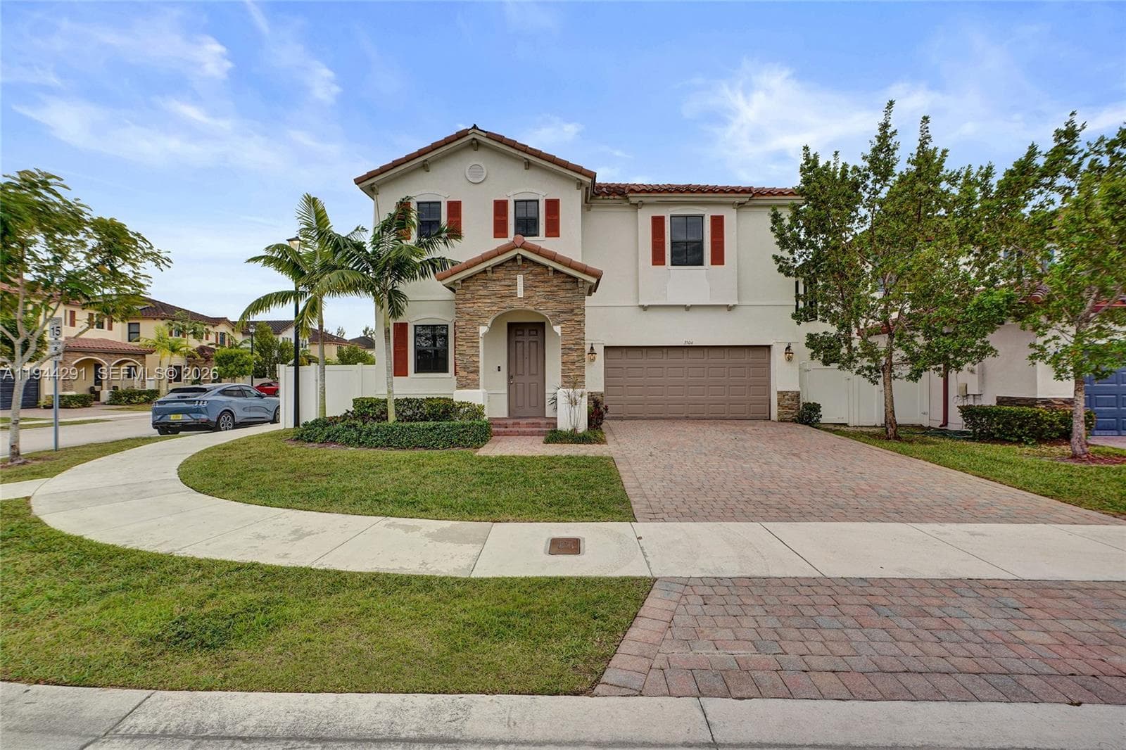 3504 W 94th St, Hialeah, FL 33018