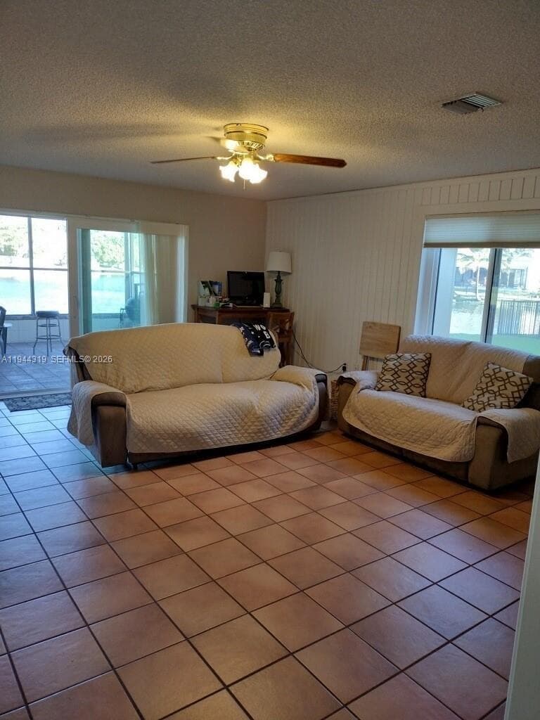14531 Hickory Ct, Davie, FL 33325 photo 4