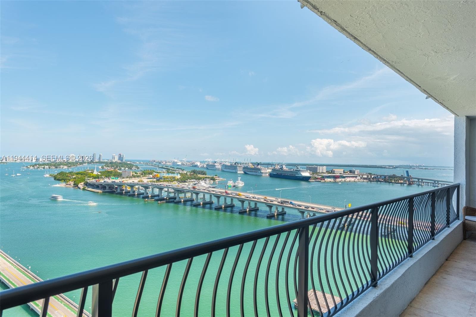 555 NE 15th St # 26B, Miami, FL 33132 photo 2