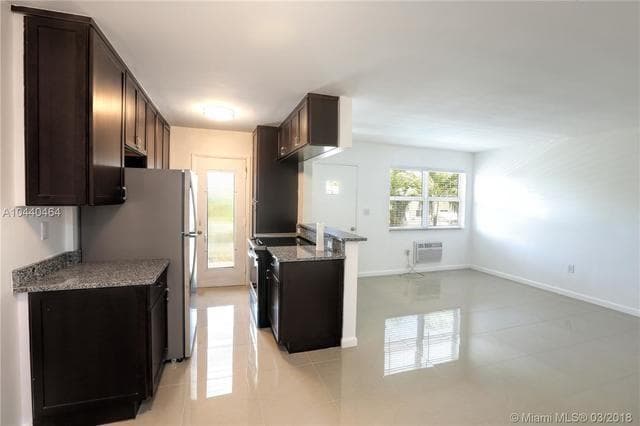 1820 Venice Park Drive # 205, North Miami, FL 33181 photo 4