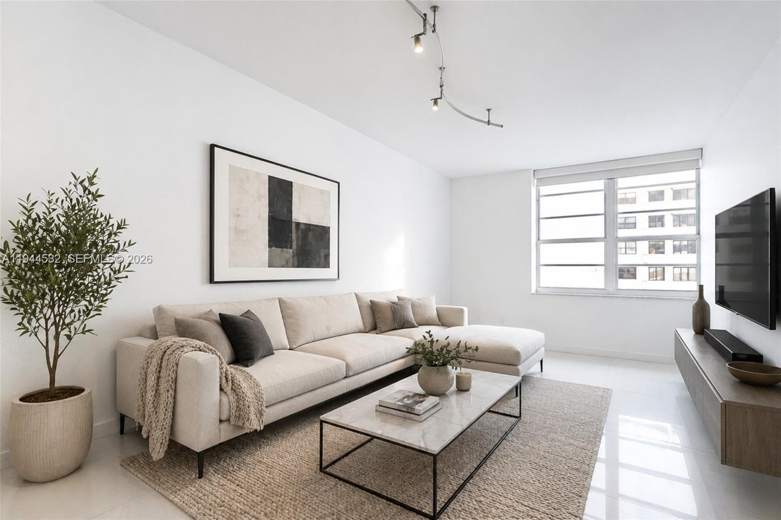 100 Lincoln Rd # 501, Miami Beach, FL 33139