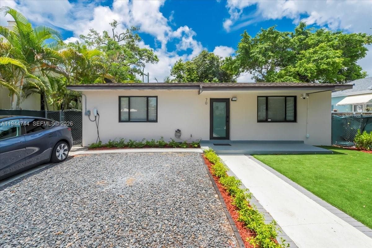 70 NW 47th Ter, Miami, FL 33127 photo 4
