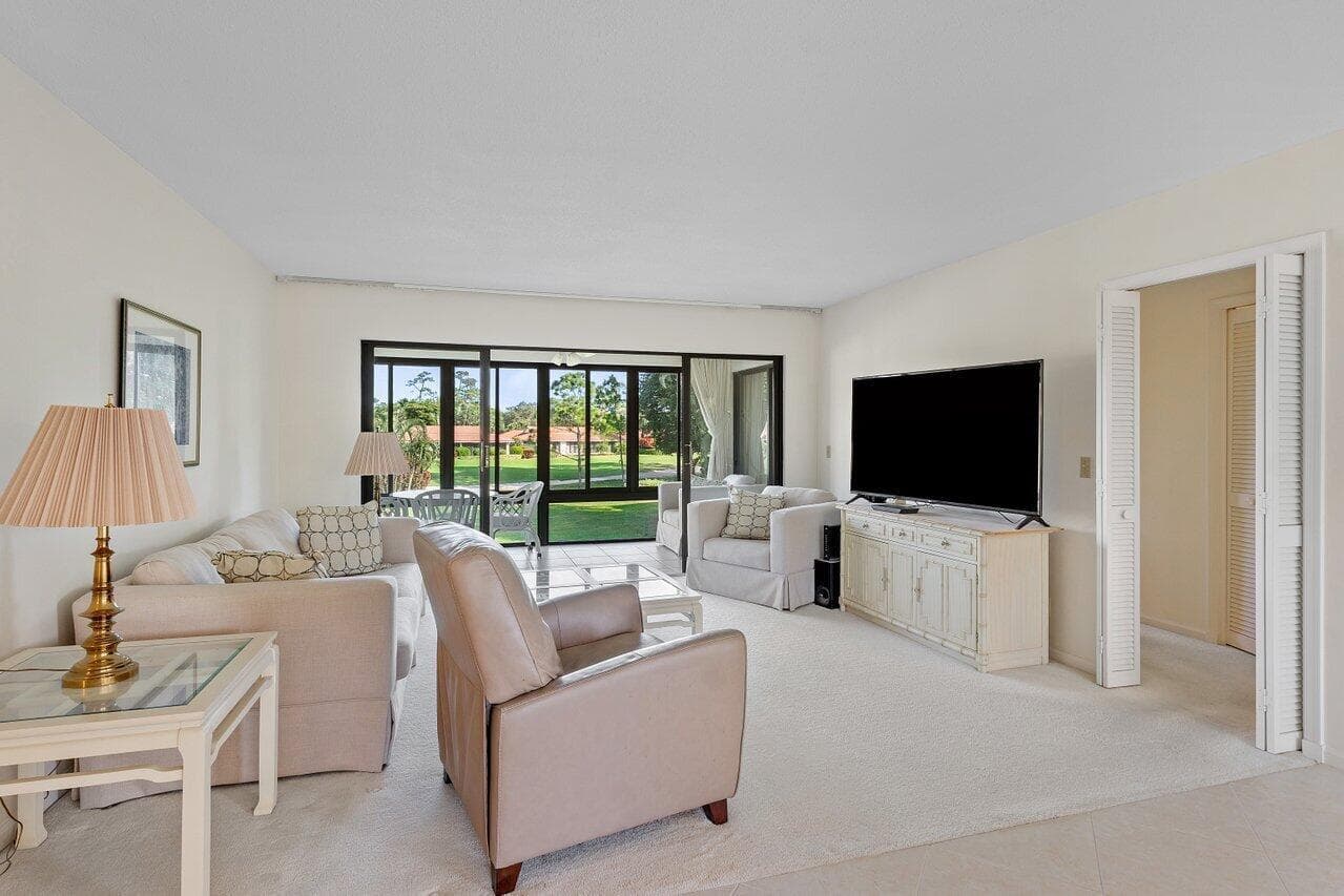 4665 Kittiwake Court # Kingfisher N, Boynton Beach, FL 33436 photo 4