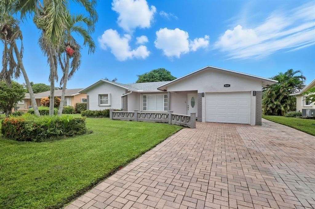 9407 NW 70th Place, Tamarac, FL 33321 photo 3