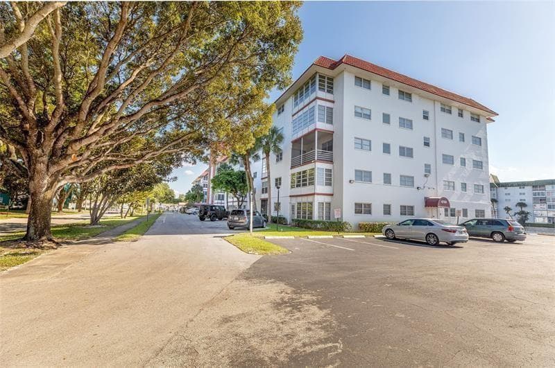 4750 NW 22nd Court # 420, Lauderhill, FL 33313 photo 3