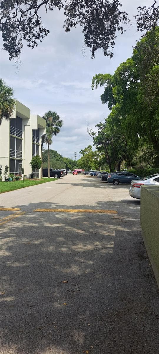 4255 N University Dr # 315, Sunrise, FL 33351 photo 5