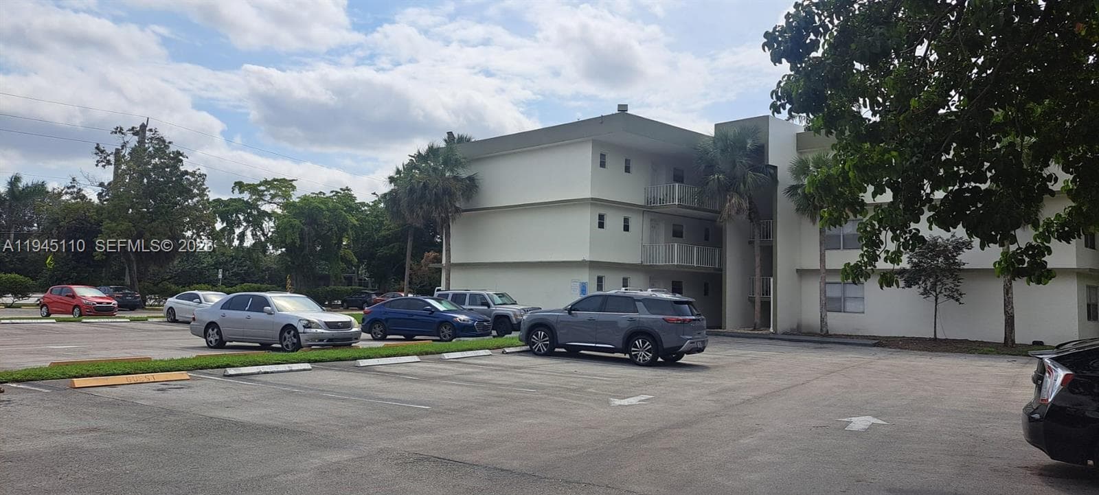 4255 N University Dr # 315, Sunrise, FL 33351 photo 4