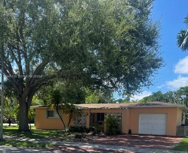 5700 SW 45th Ter, Miami, FL 33155