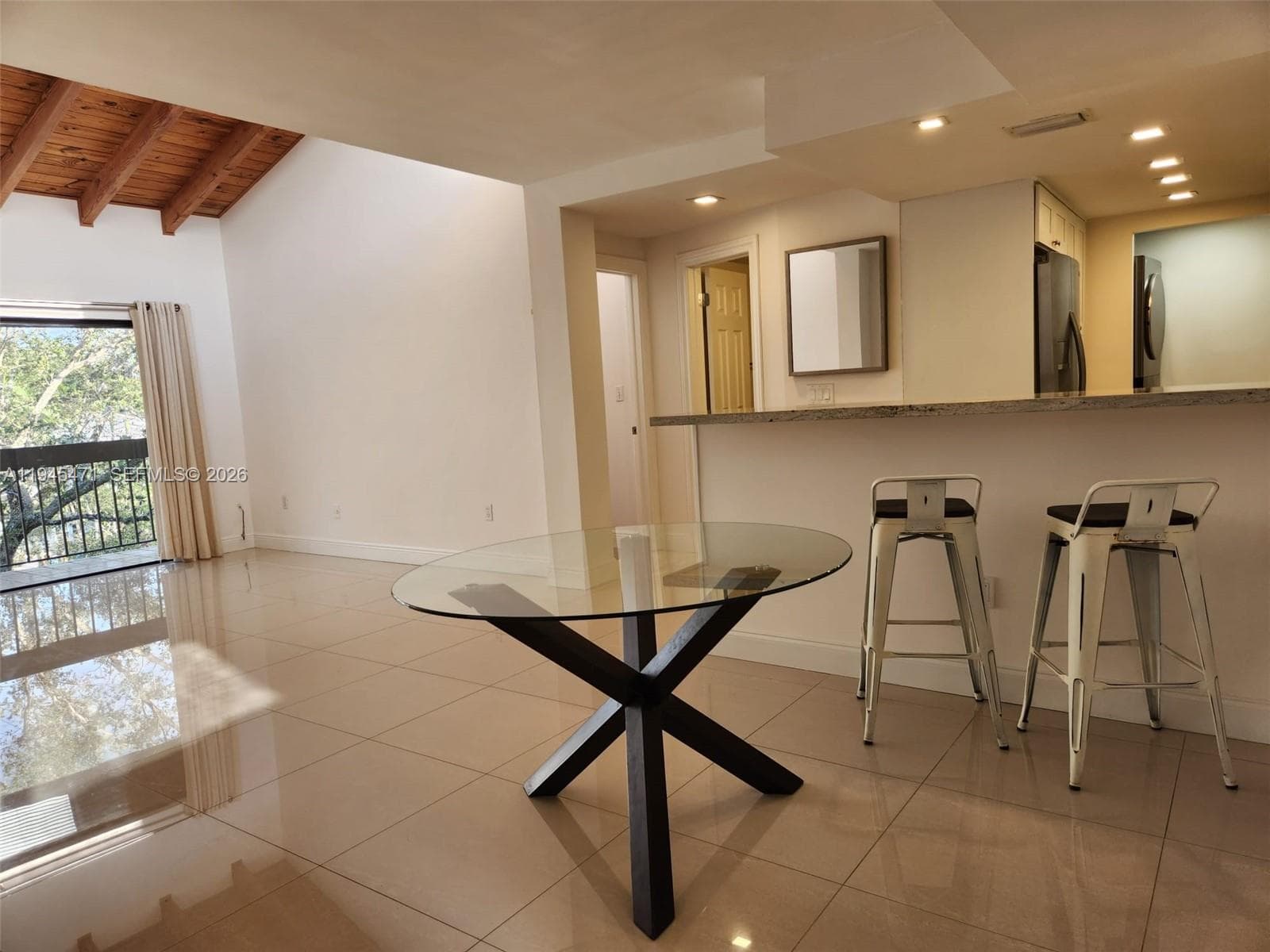 5201 Orduna Dr # 14, Coral Gables, FL 33146 photo 3