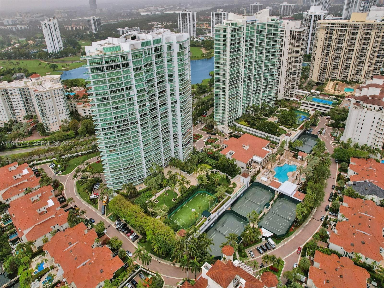 19955 NE 38th Ct # 901, Aventura, FL 33180