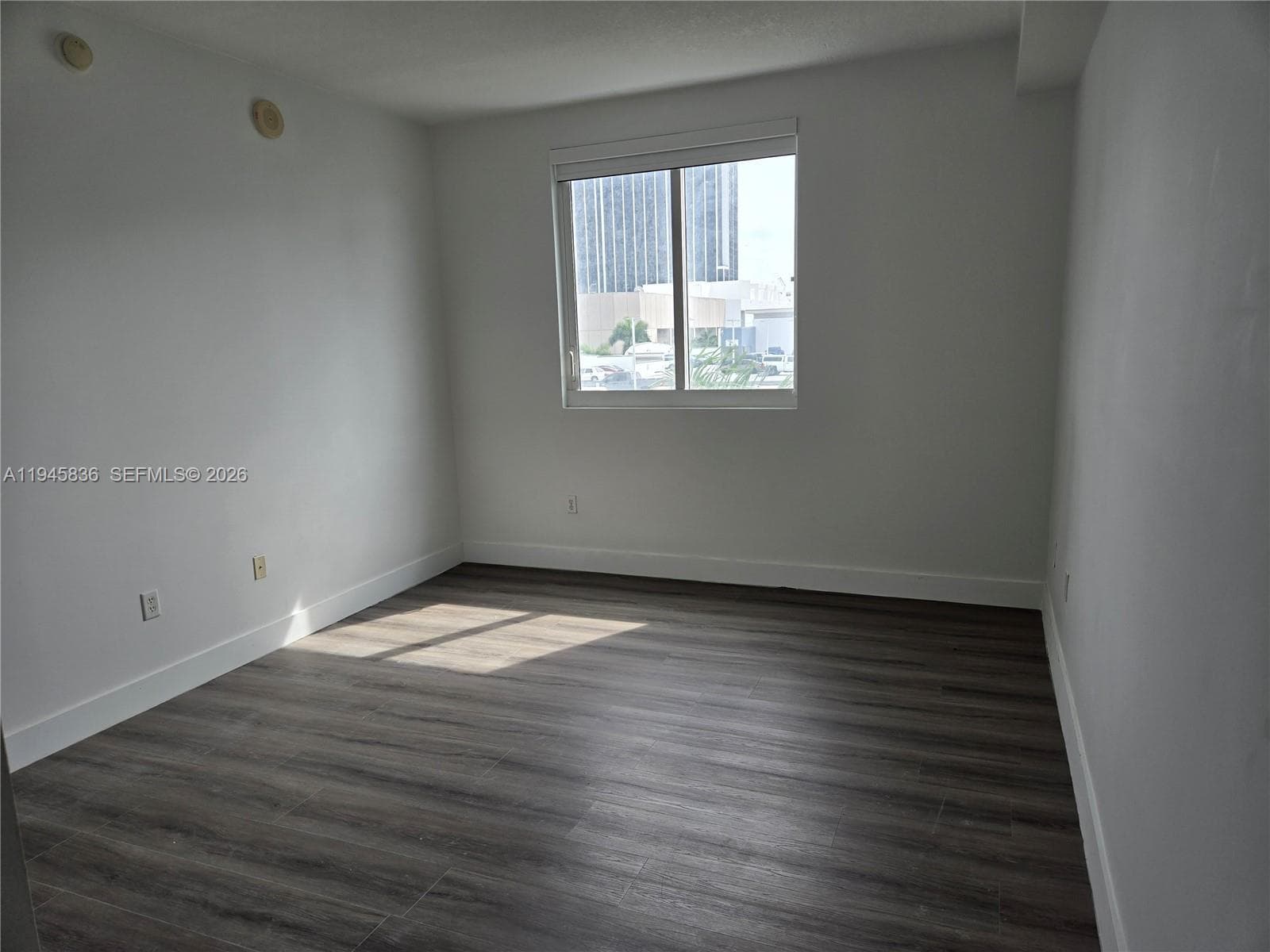 275 NE 18th St # 503, Miami, FL 33132 photo 4