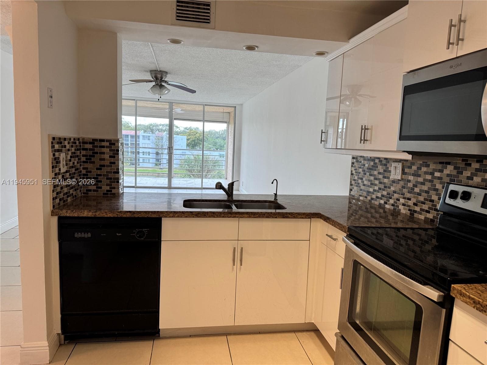1831 Sabal Palm Dr # 403, Davie, FL 33324 photo 2