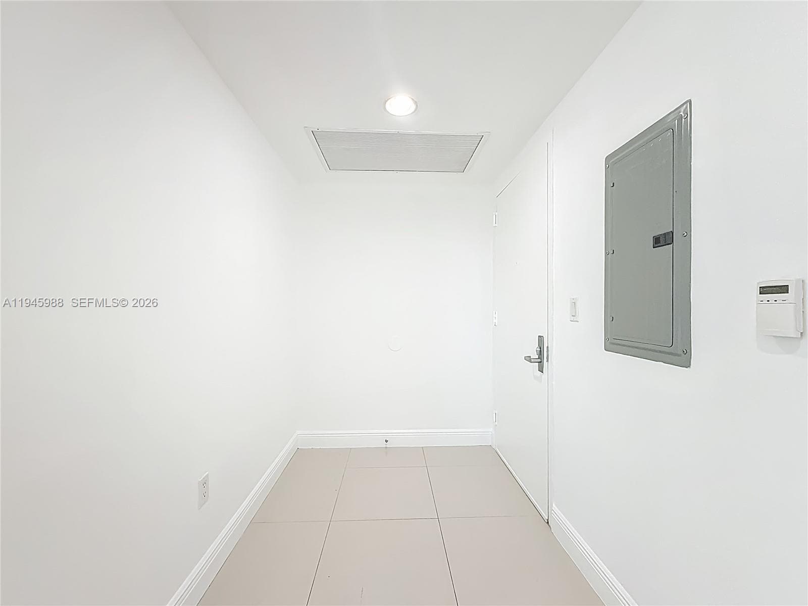 475 Brickell Ave # 4215, Miami, FL 33131 photo 3