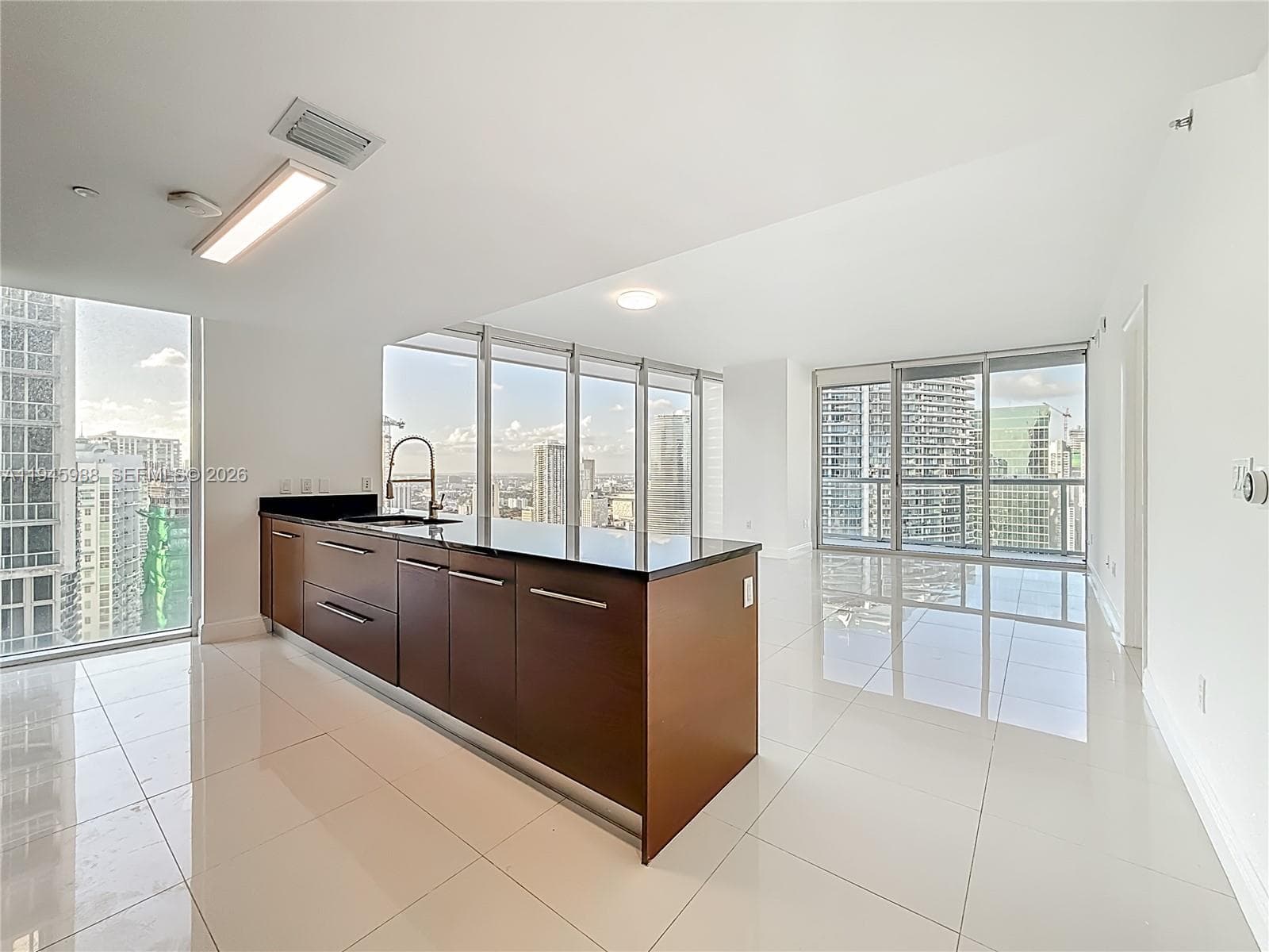 475 Brickell Ave # 4215, Miami, FL 33131 photo 5