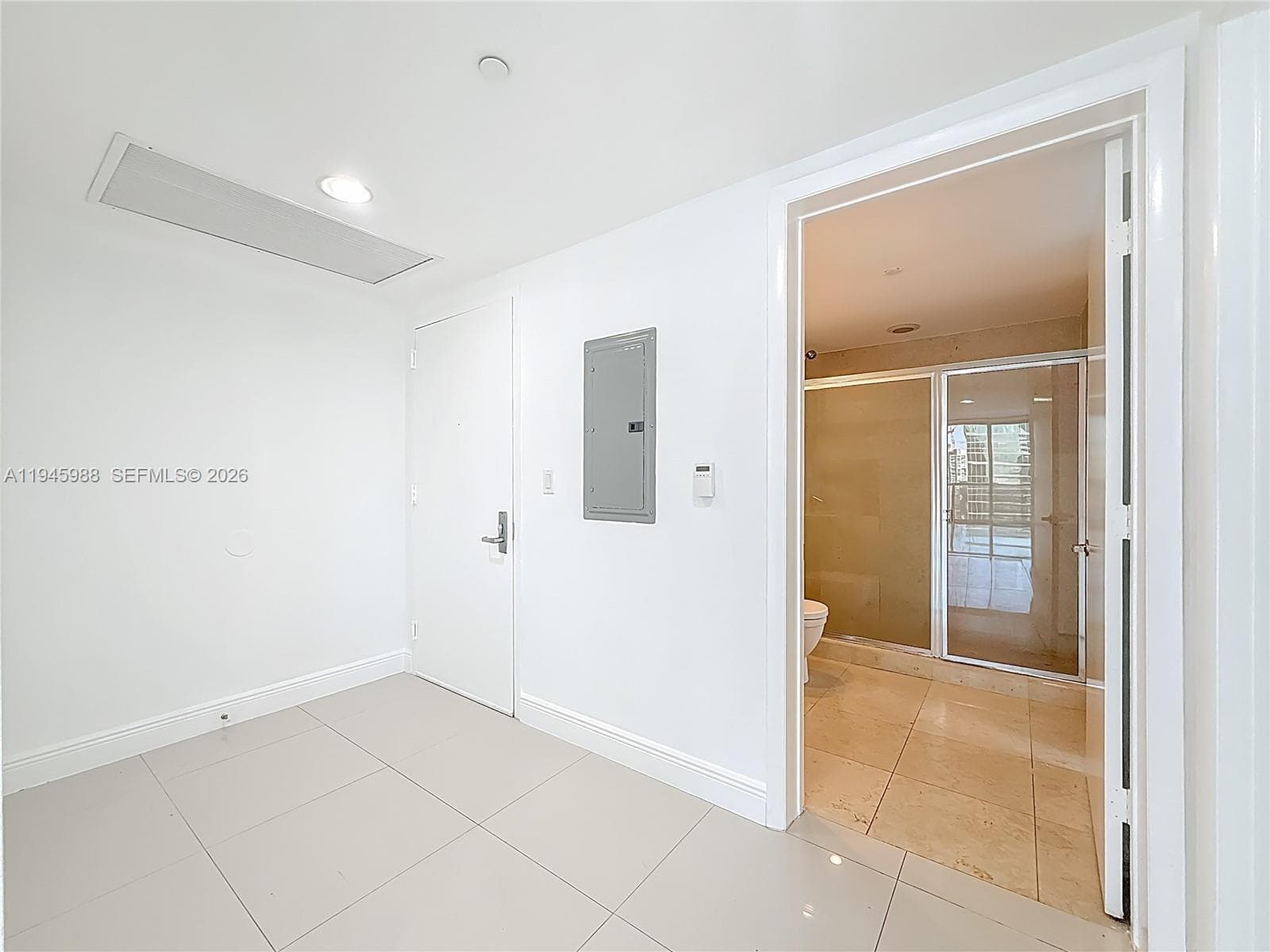475 Brickell Ave # 4215, Miami, FL 33131 photo 4