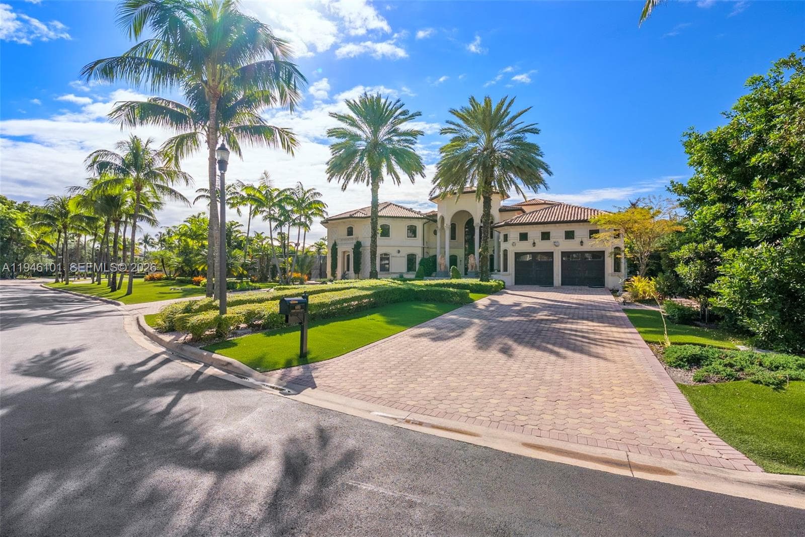 680 Golden Beach Dr, Golden Beach, FL 33160 photo 4