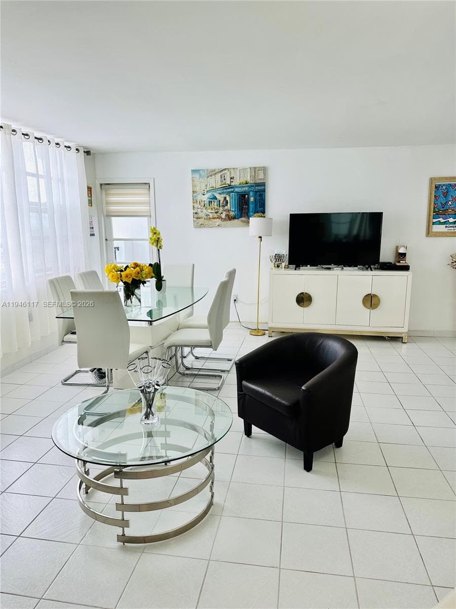 2750 NE 183rd St # 1607, Aventura, FL 33160 photo 5