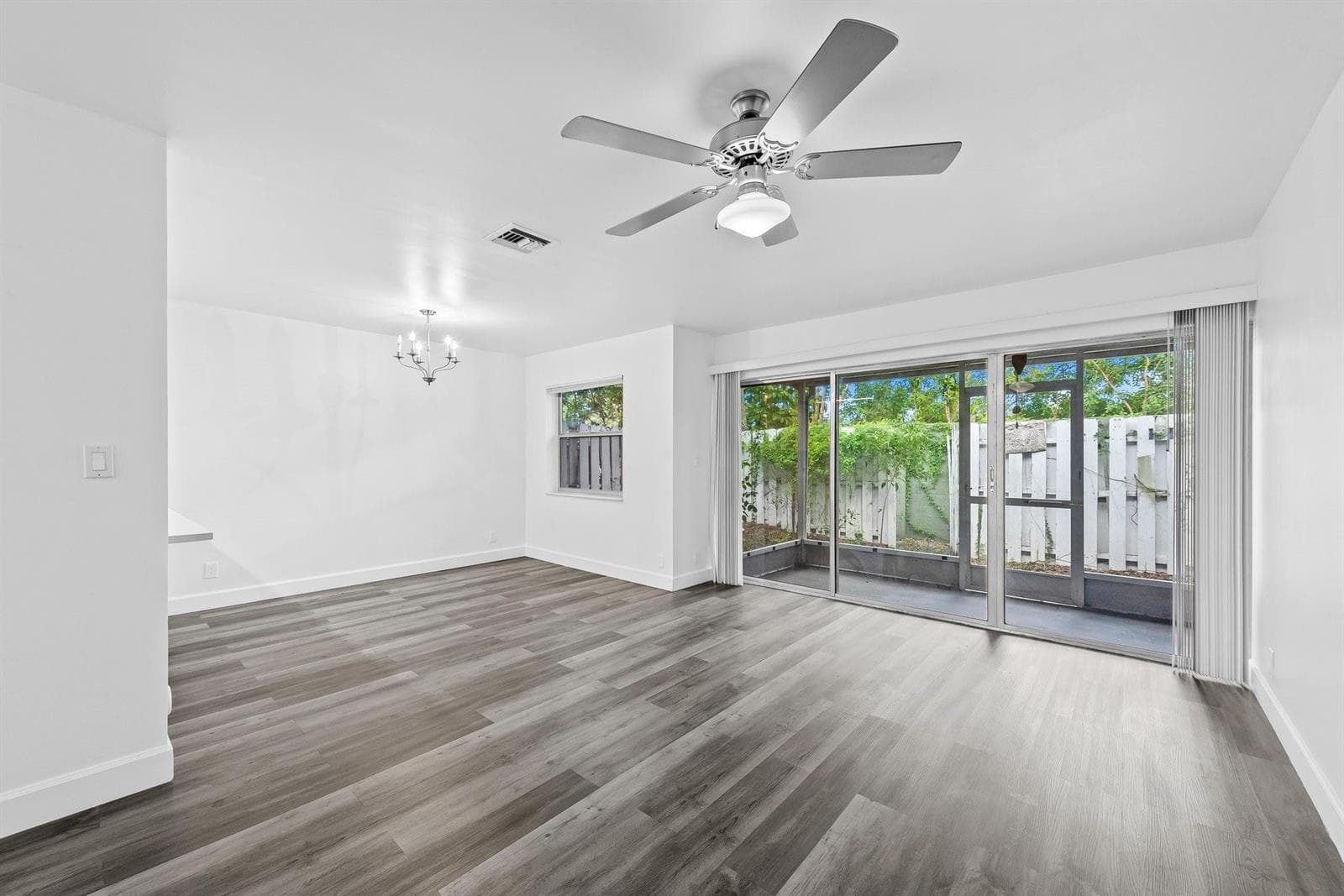822 Crystal Lake Drive # 822, Deerfield Beach, FL 33064 photo 2