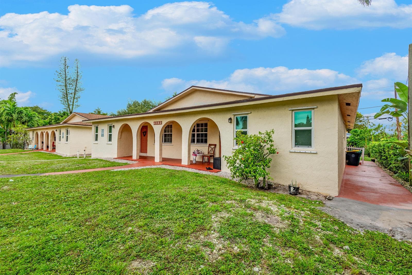 4065 SW 51st Street, Dania Beach, FL 33314 photo 2