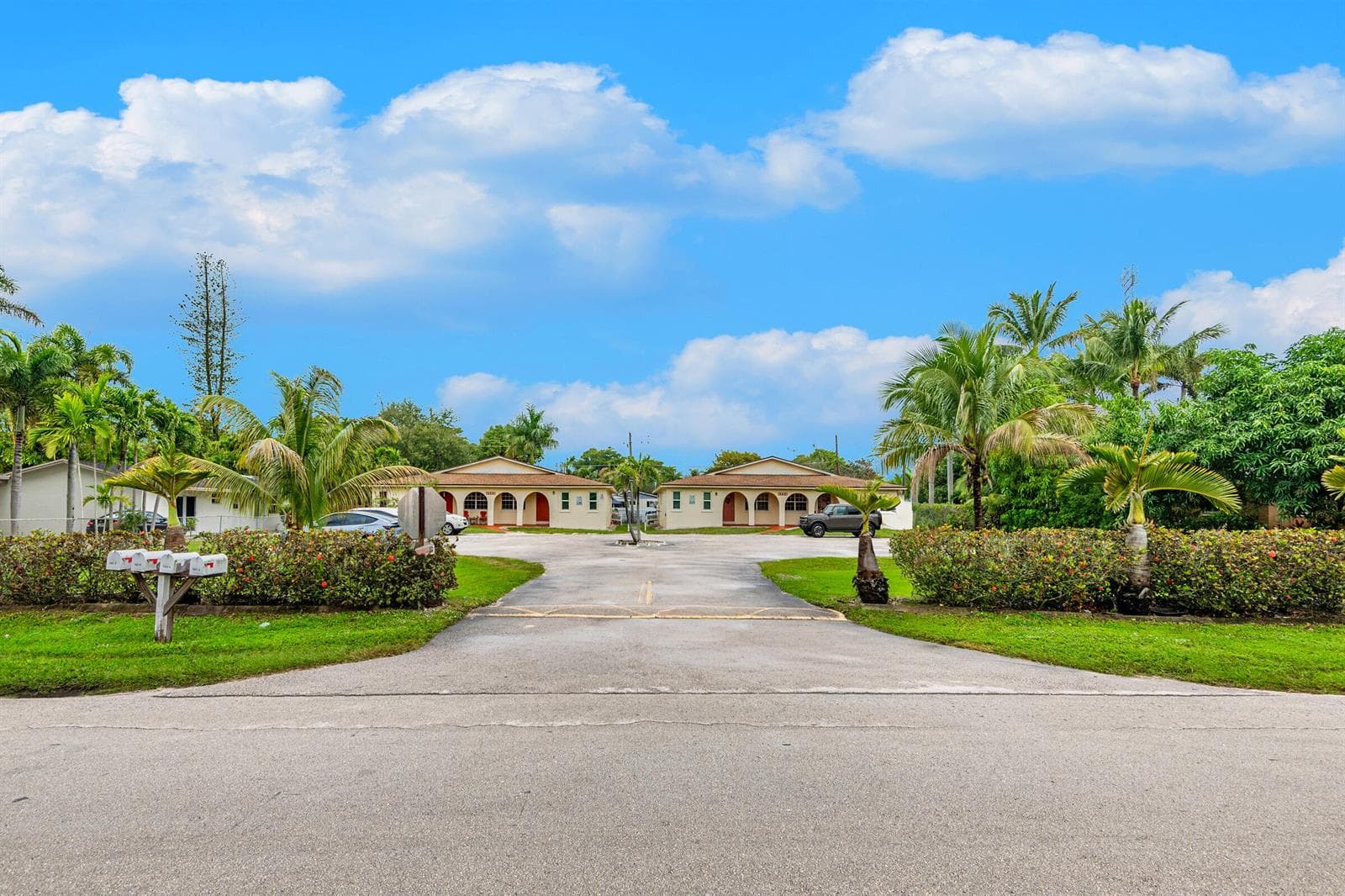 4065 SW 51st Street, Dania Beach, FL 33314 photo 3