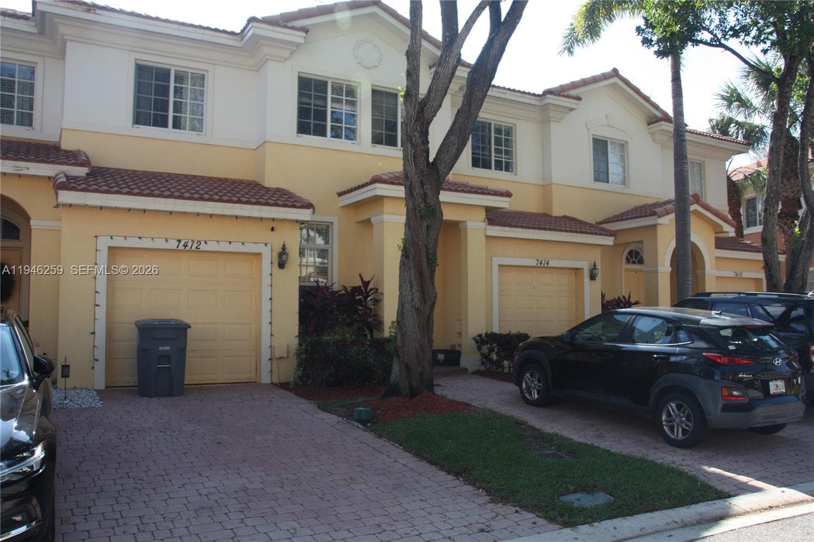7414 E Briella Dr, Boynton Beach, FL 33437 photo 2
