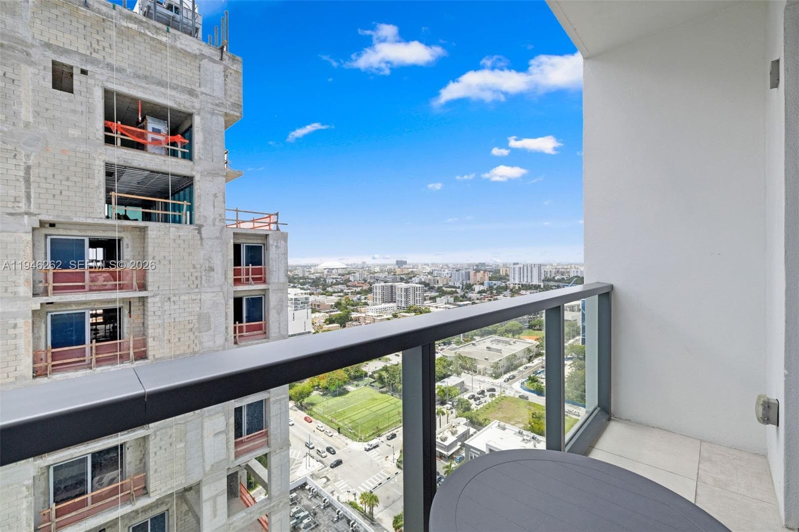 239 SW 9th St # 2303, Miami, FL 33130 photo 4
