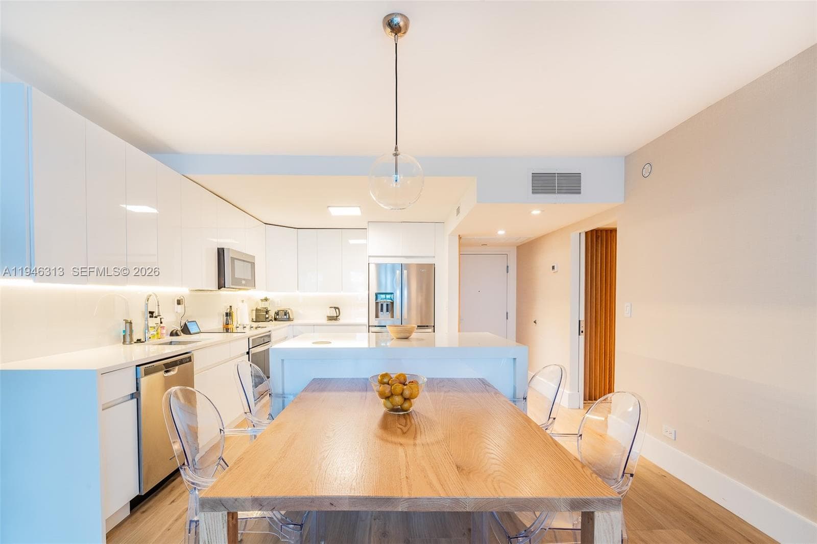 2301 Collins Ave # 719, Miami Beach, FL 33139 photo 2