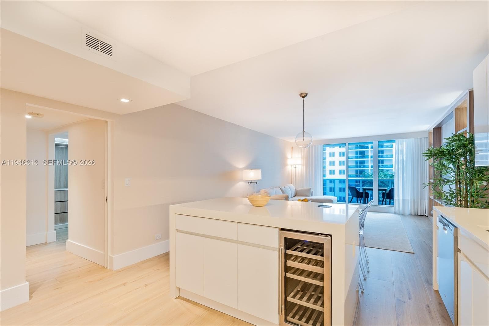 2301 Collins Ave # 719, Miami Beach, FL 33139 photo 4
