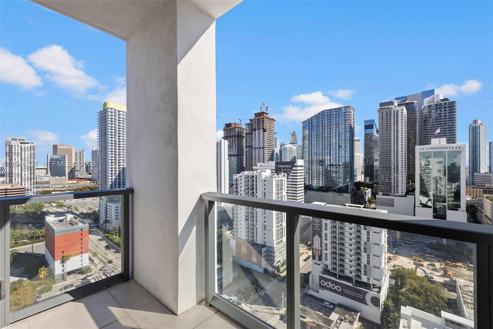 239 SW 9th St # 2304, Miami, FL 33130 photo 2