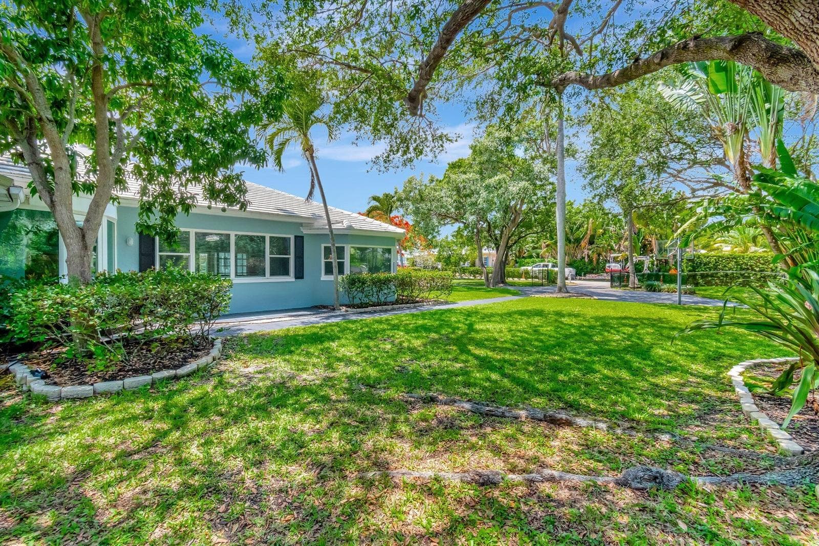 1220 N Swinton Avenue, Delray Beach, FL 33444 photo 5