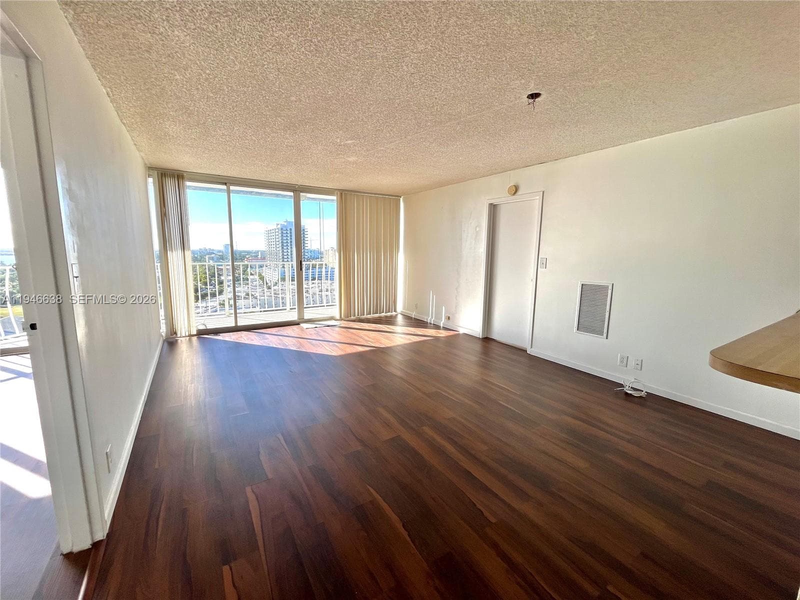 7601 E Treasure Dr # 1604, North Bay Village, FL 33141 photo 3