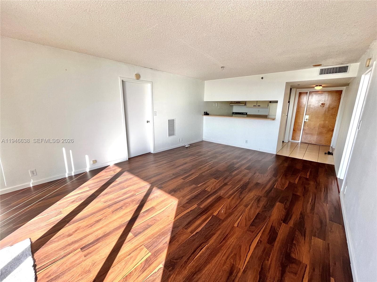 7601 E Treasure Dr # 1604, North Bay Village, FL 33141 photo 4