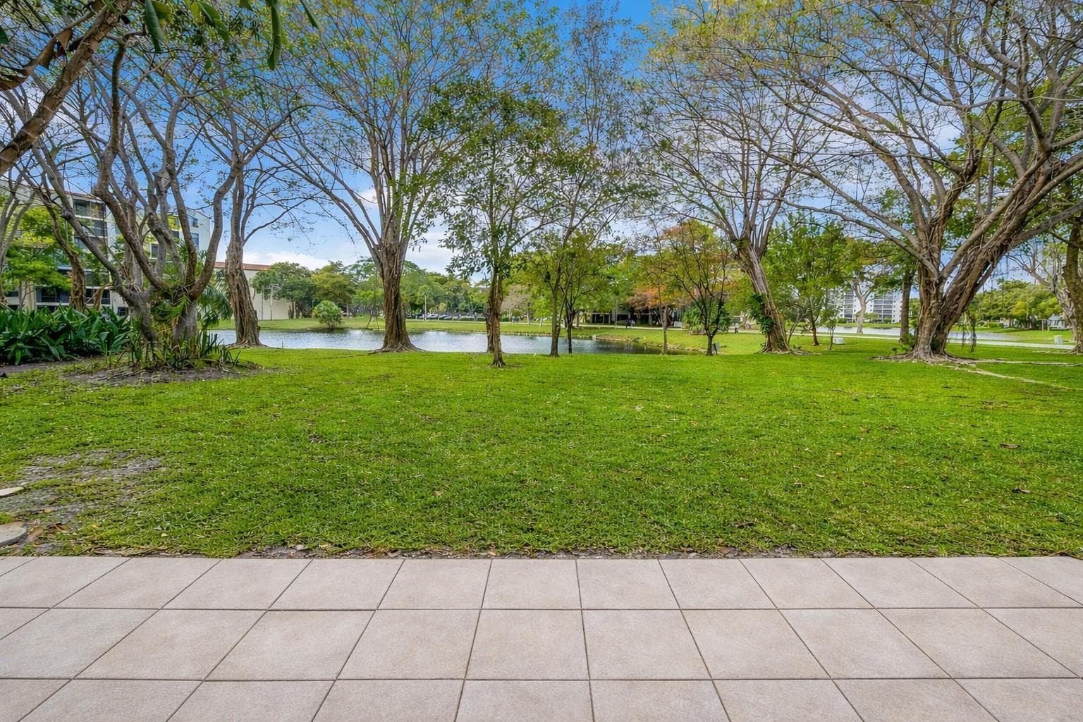 2214 S Cypress Bend Drive # 106, Pompano Beach, FL 33069 photo 4
