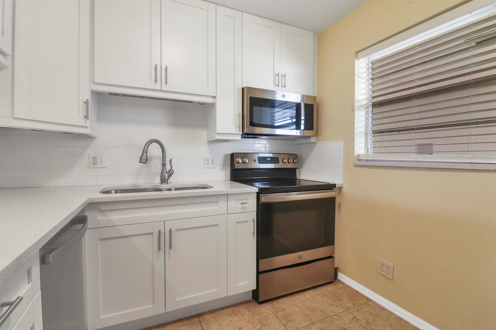 12016 Greenway Circle S # 204, Royal Palm Beach, FL 33411 photo 3