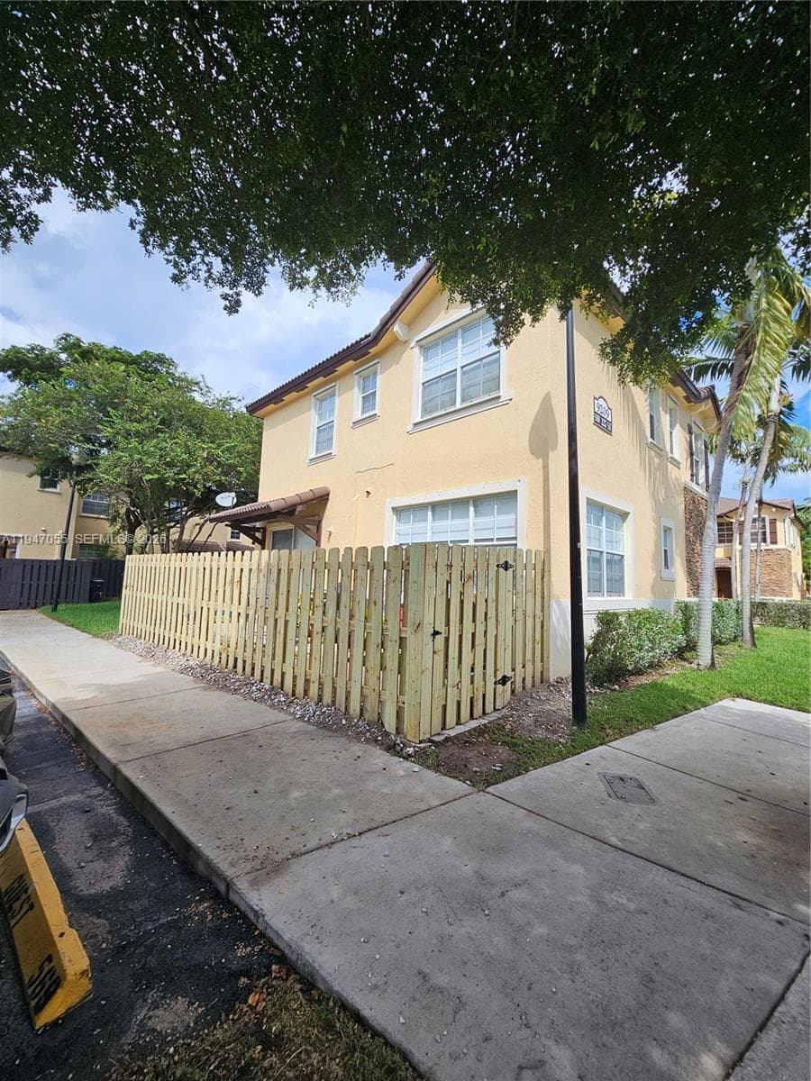 9209 SW 227th St # 1, Cutler Bay, FL 33190 photo 3