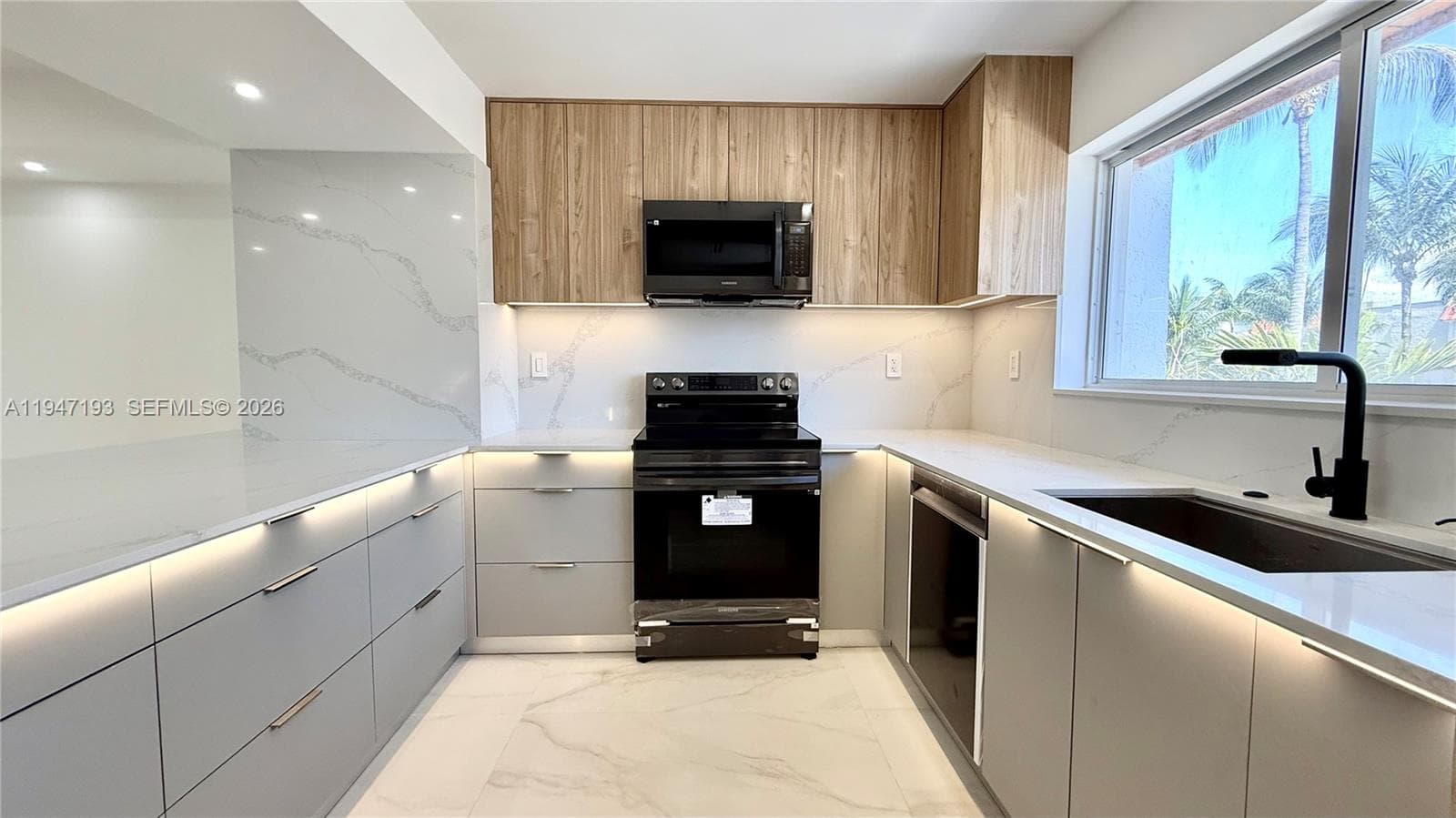 3826 NE 171st St # 3826, North Miami Beach, FL 33160 photo 3