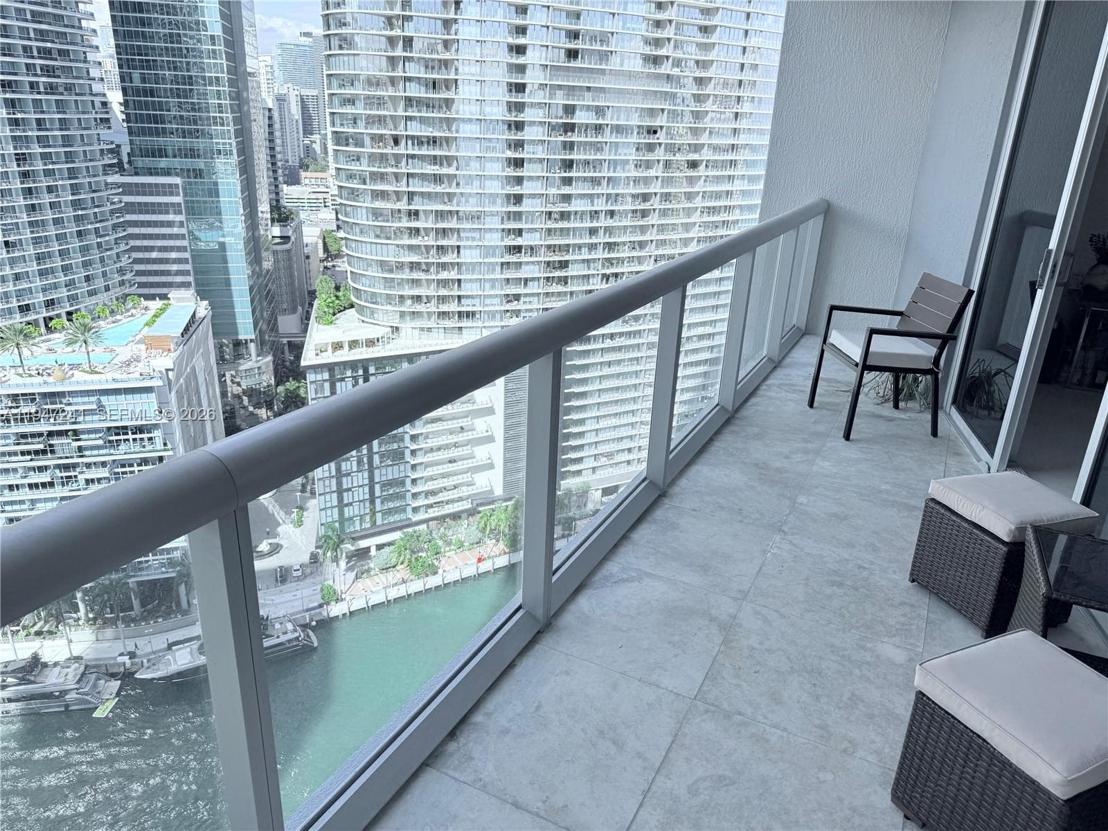 465 Brickell Ave # 2906, Miami, FL 33131 photo 2