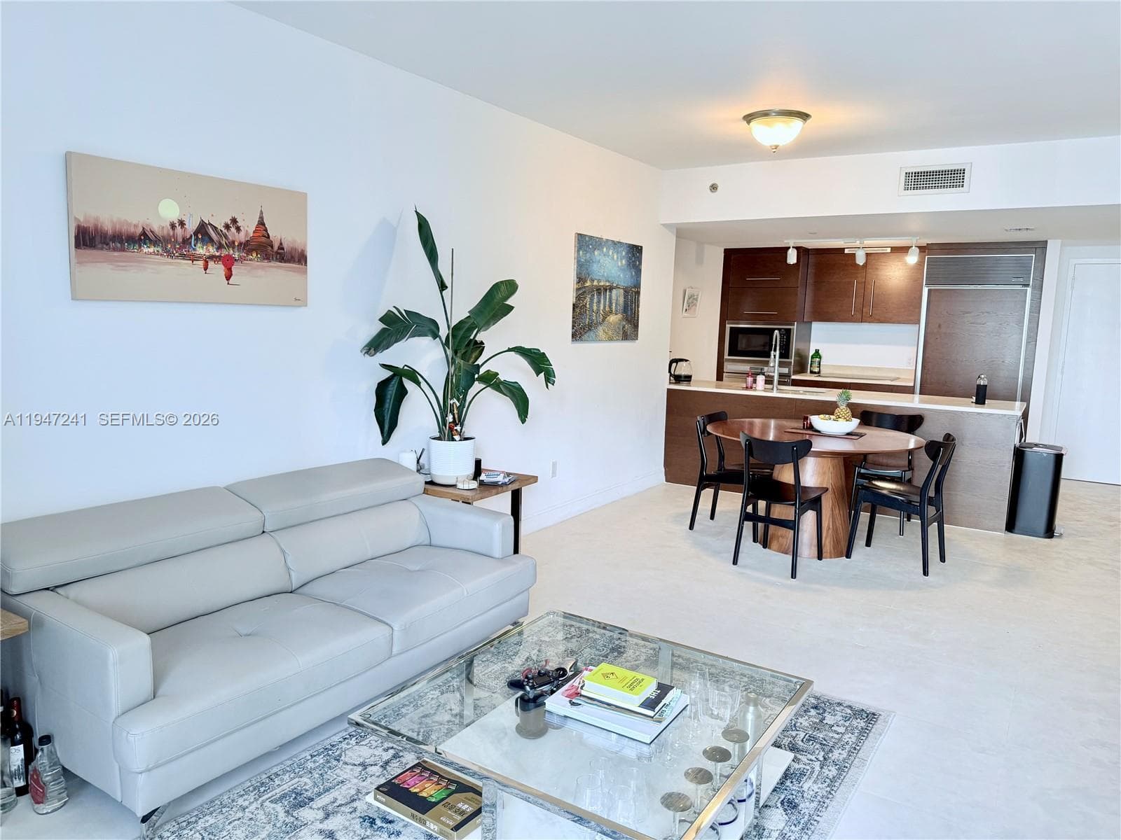 465 Brickell Ave # 2906, Miami, FL 33131 photo 4
