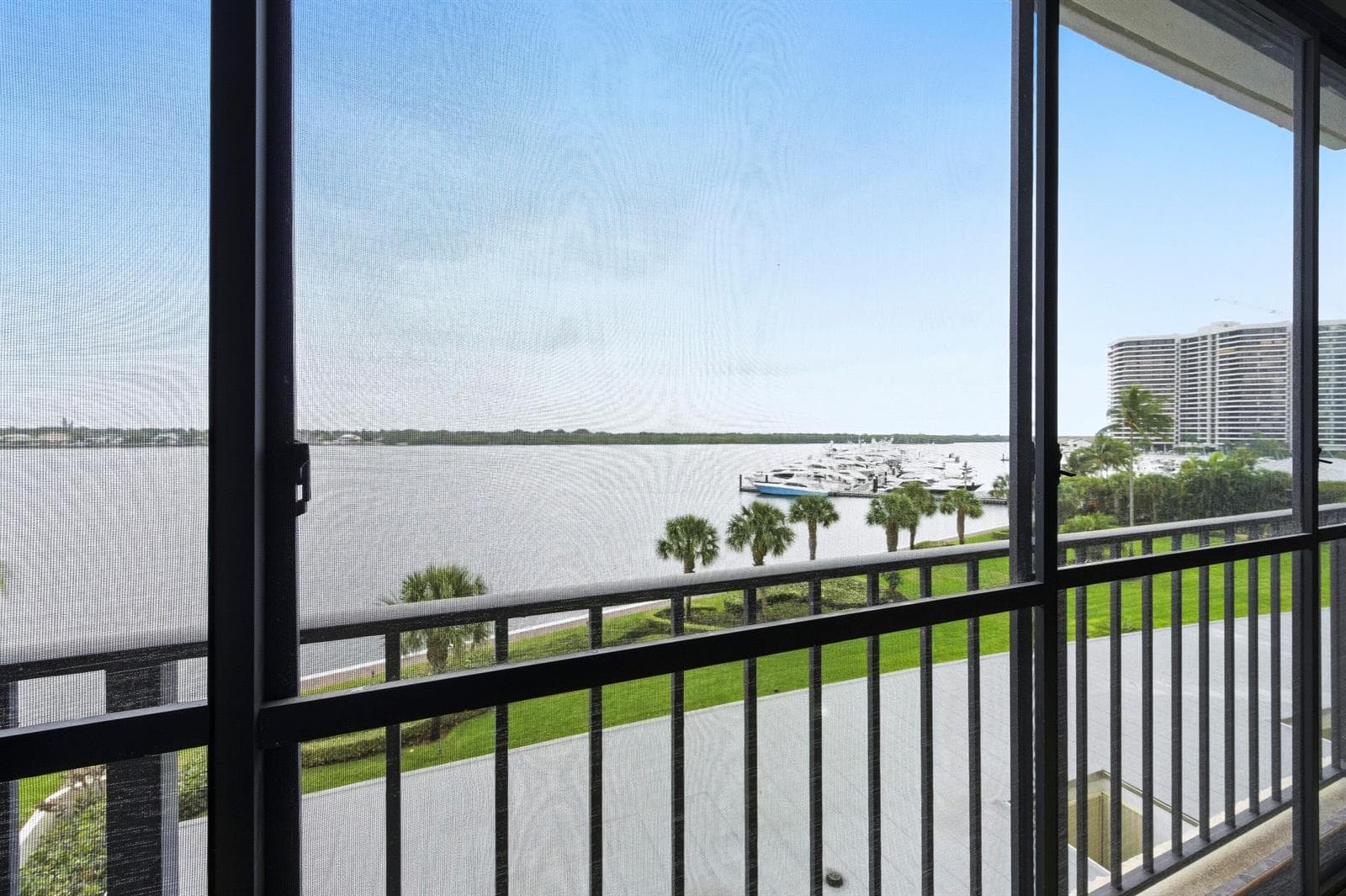 126 Lakeshore Drive # 526, North Palm Beach, FL 33408 photo 3