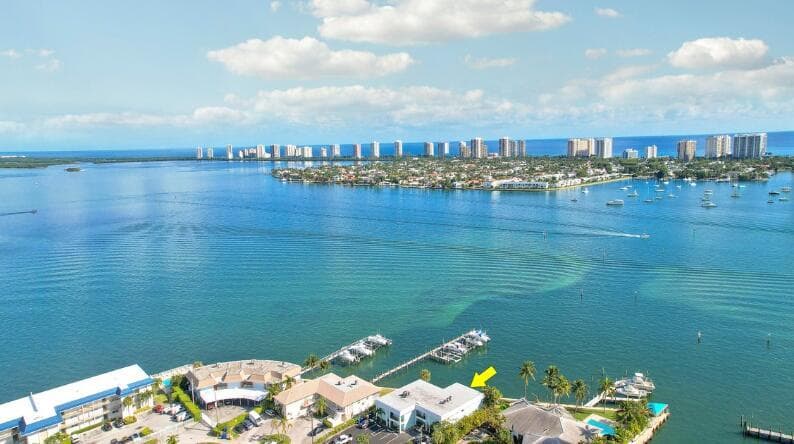360 Wilma Circle # 5, Riviera Beach, FL 33404 photo 4