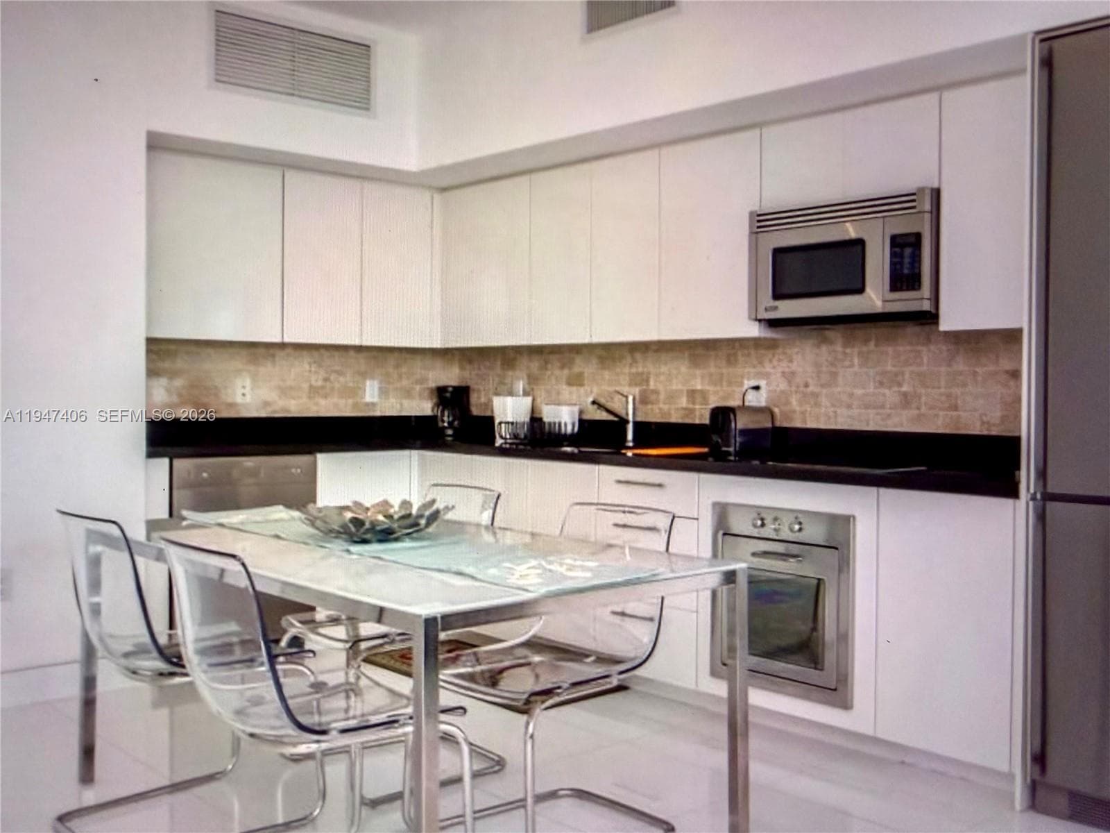 92 SW 3rd St # 4309, Miami, FL 33130 photo 5