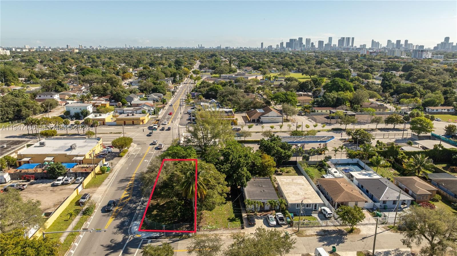 2226 NW 46th St, Miami, FL 33142 photo 4