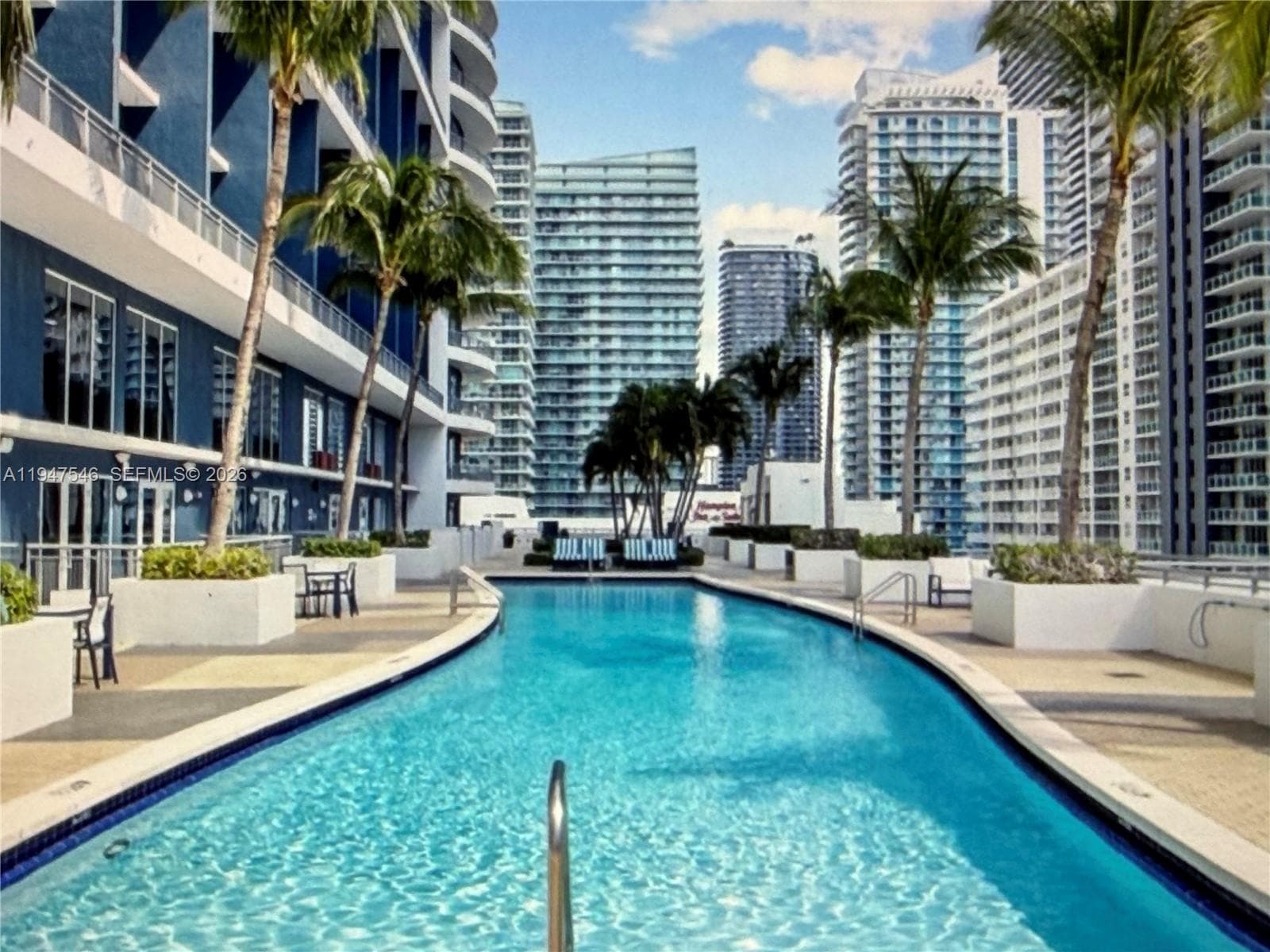 60 SW 13th St # 3214, Miami, FL 33130 photo 2