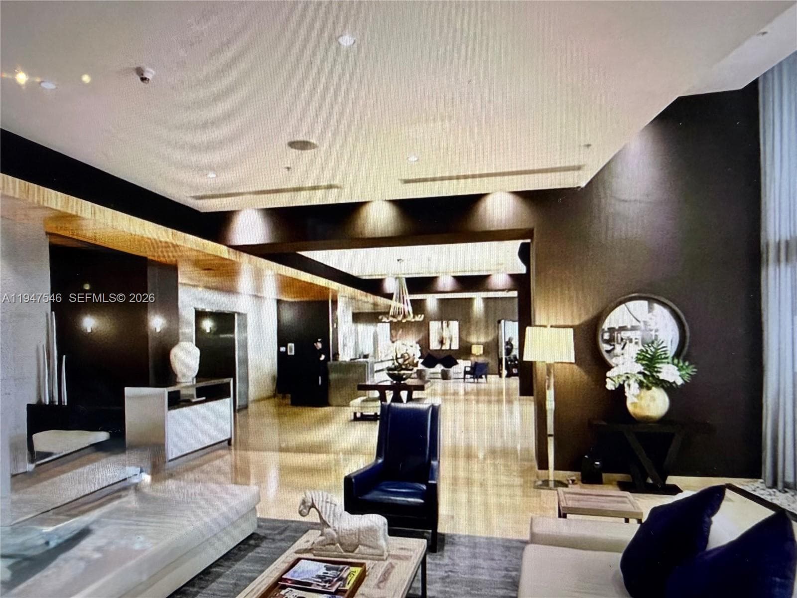 60 SW 13th St # 3214, Miami, FL 33130 photo 3