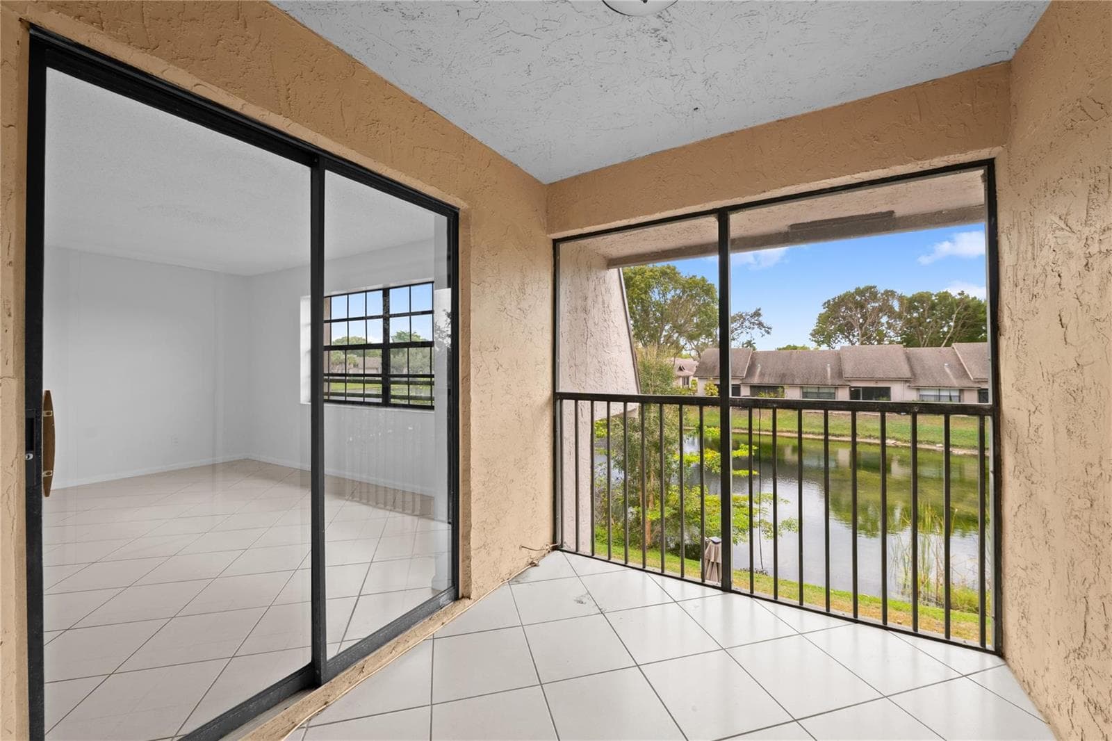 3574 NW 95th Terrace # 8q, Fort Lauderdale, FL 33351 photo 2