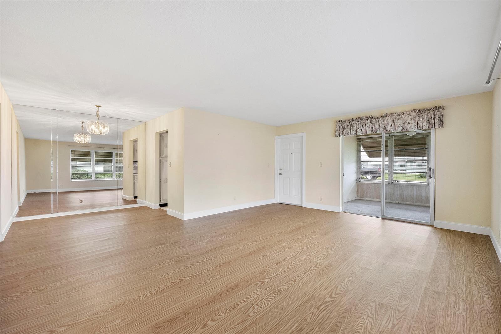 212 High Point Terrace W # A, Delray Beach, FL 33445 photo 5