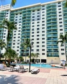 19390 Collins Ave # 219, Sunny Isles Beach, FL 33160